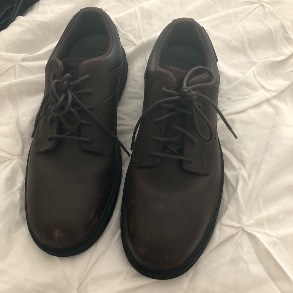CAT work shoes